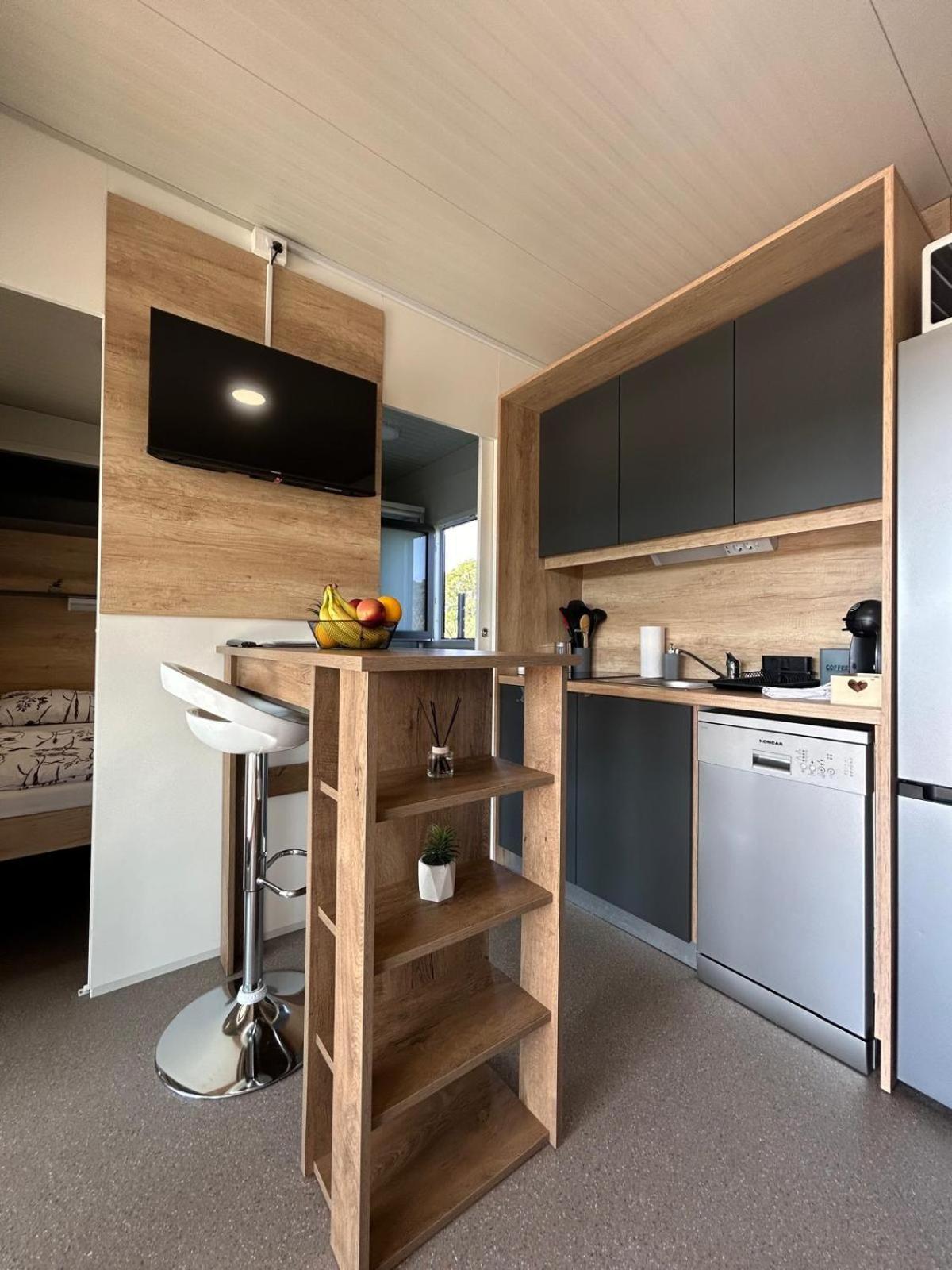 Mobile Home Vilmaris Пакоштане Екстер'єр фото